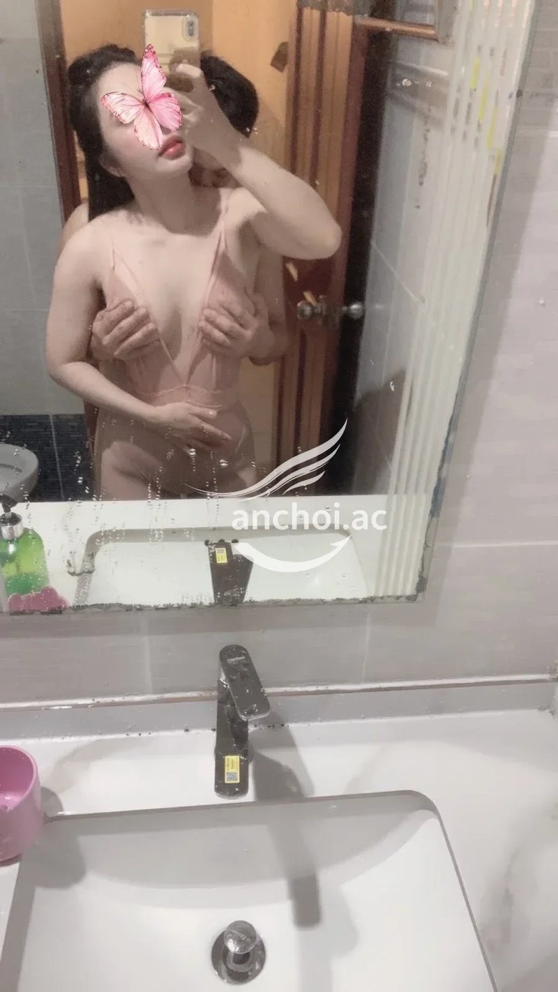 Ngoại hình em xinh hơn trong ảnh. Da mịn màng. Nhìn em rất sexy ko thể nào cưỡng — ảnh 2