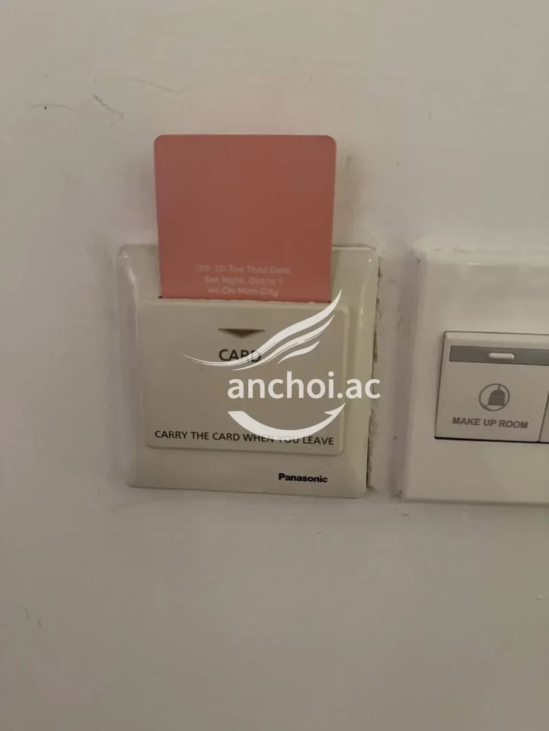 Mối guột !  Em đẹp phục vụ nhiệt tình người lúc nào cũng thơm phức , sang xịn sẽ — ảnh 3