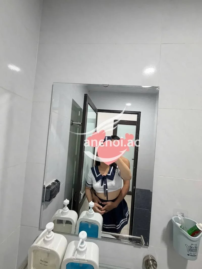 Bím còn bót nước nhiều chơi sướng chym — ảnh 2