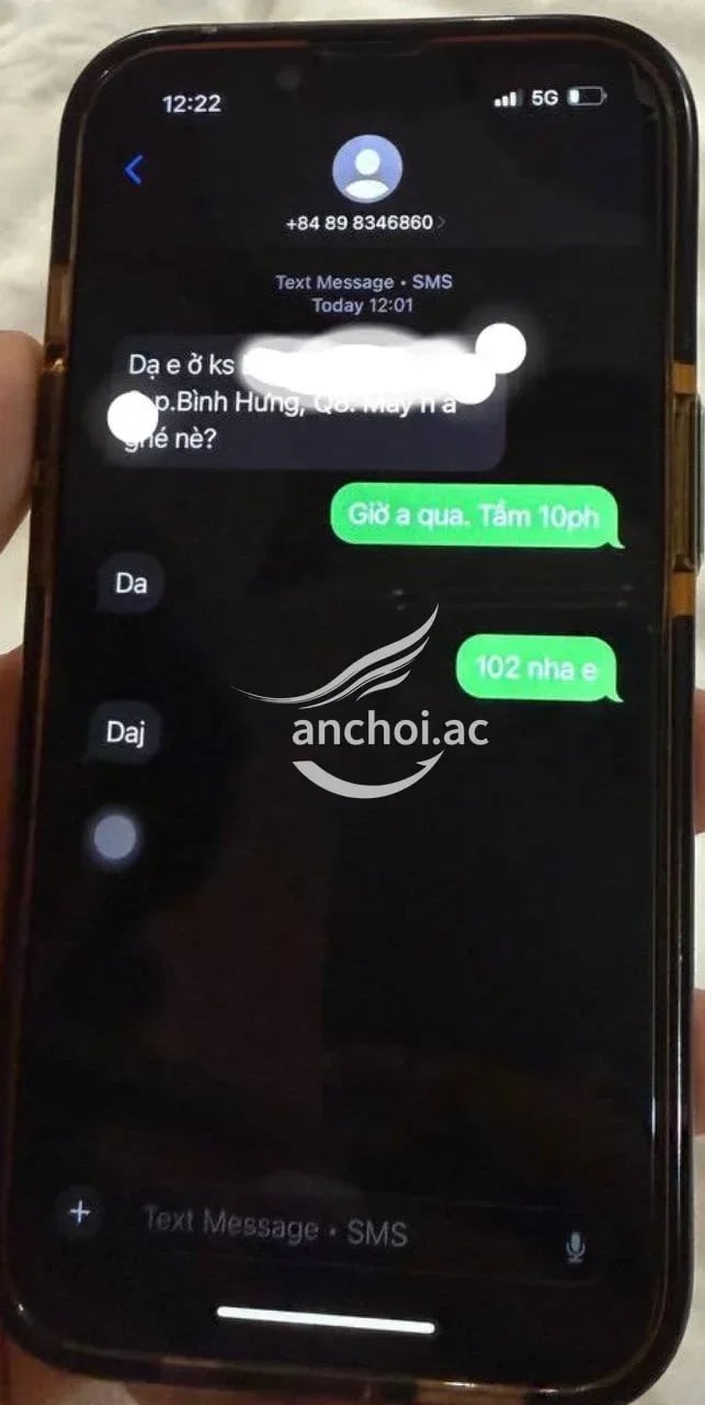Dáng em đẹp thật những đường nét căng cong mịn màng
Mê cái dáng em quá đẹp, kiêu