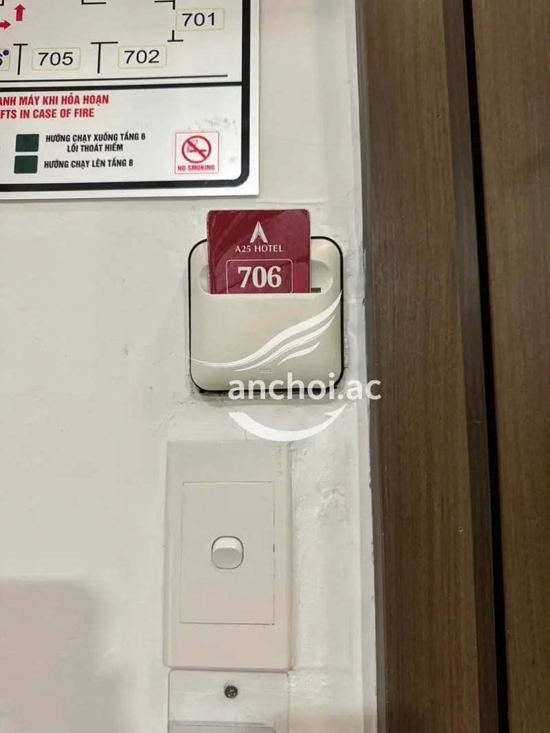 Oke nhé mấy bác bé này xinh xắn giọng nói dễ thương, bướm ngon khít, ko phải lăn — ảnh 4