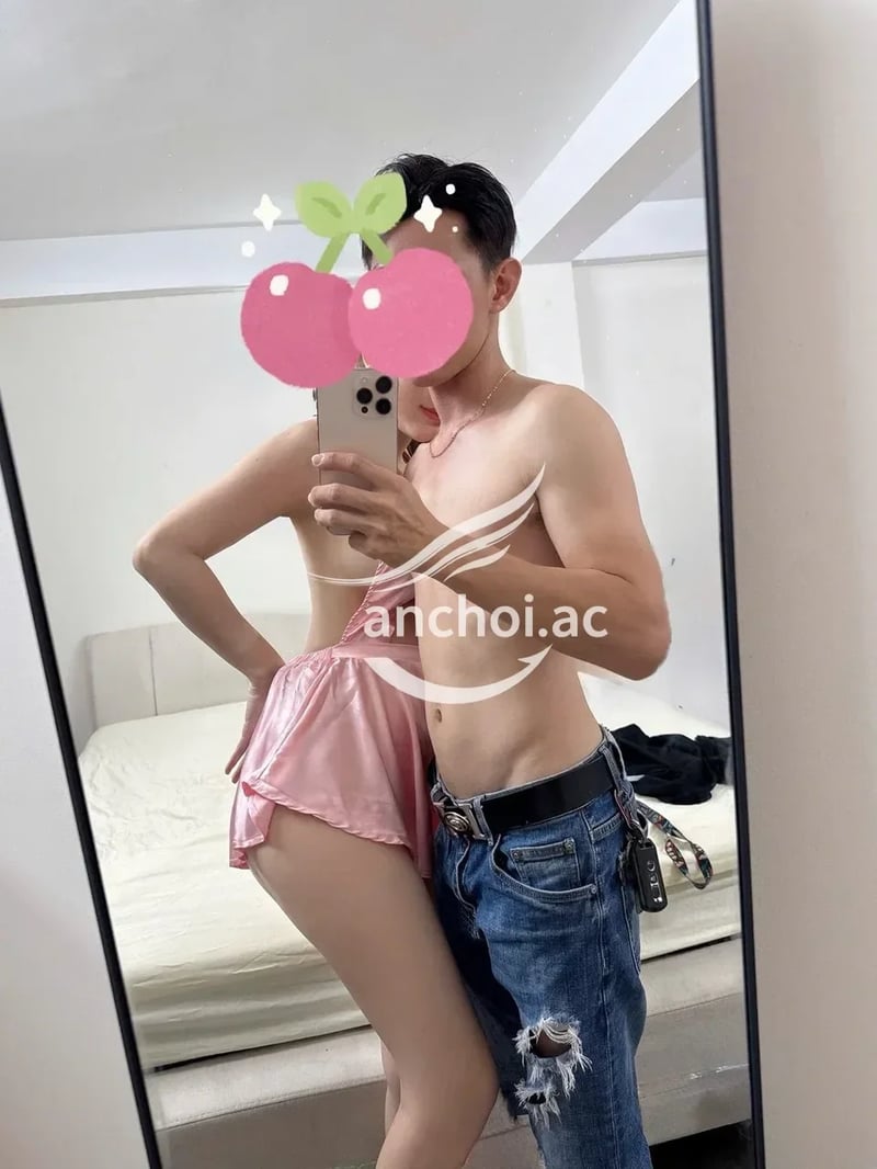 Kỹ năng phòng the cao cường, dáng mình dây, vếu bự, mông to, làm tình đủ tư thế 