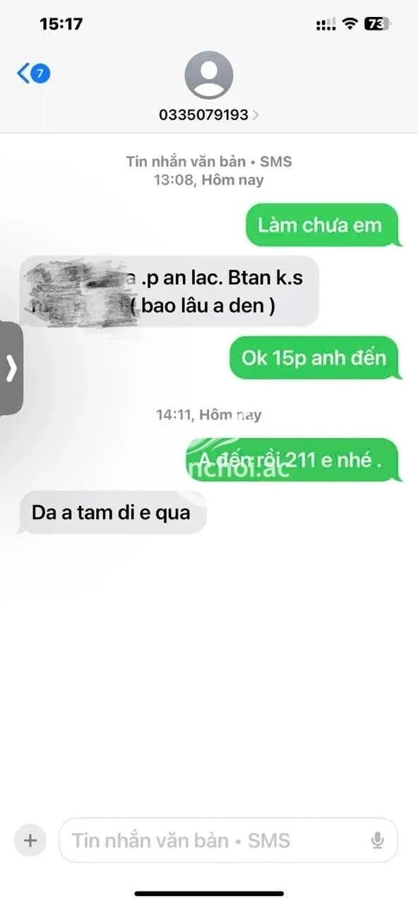 Thấy e vừa làm lại nên tranh thủ qua gặp e, vẫn như ngày nào, mê cặp vú mà quên  — ảnh 4
