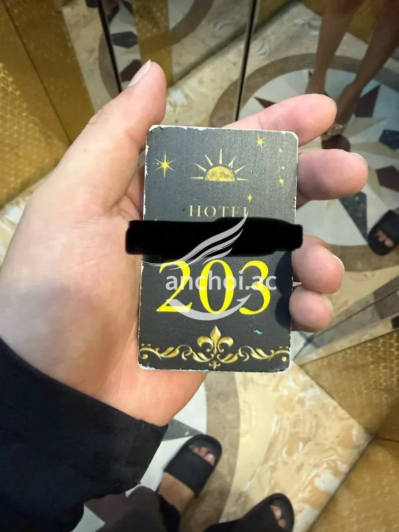 mình vừa đi về nè, bú cu rất nhiệt tình, mặt thì dâm hàng sạch sẽ thơm tho, Vú n — ảnh 2