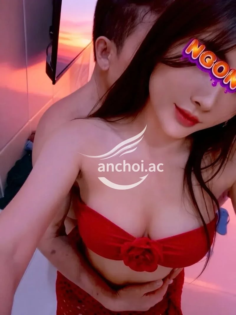 Lễ phép xinh chân dài vú to bú phê  — ảnh 3