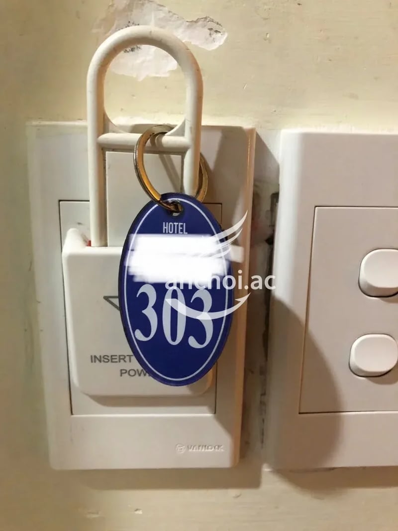 Bé này xinh gái, sv rất ok ,nc nhẹ nhàng chiều chuộng khách