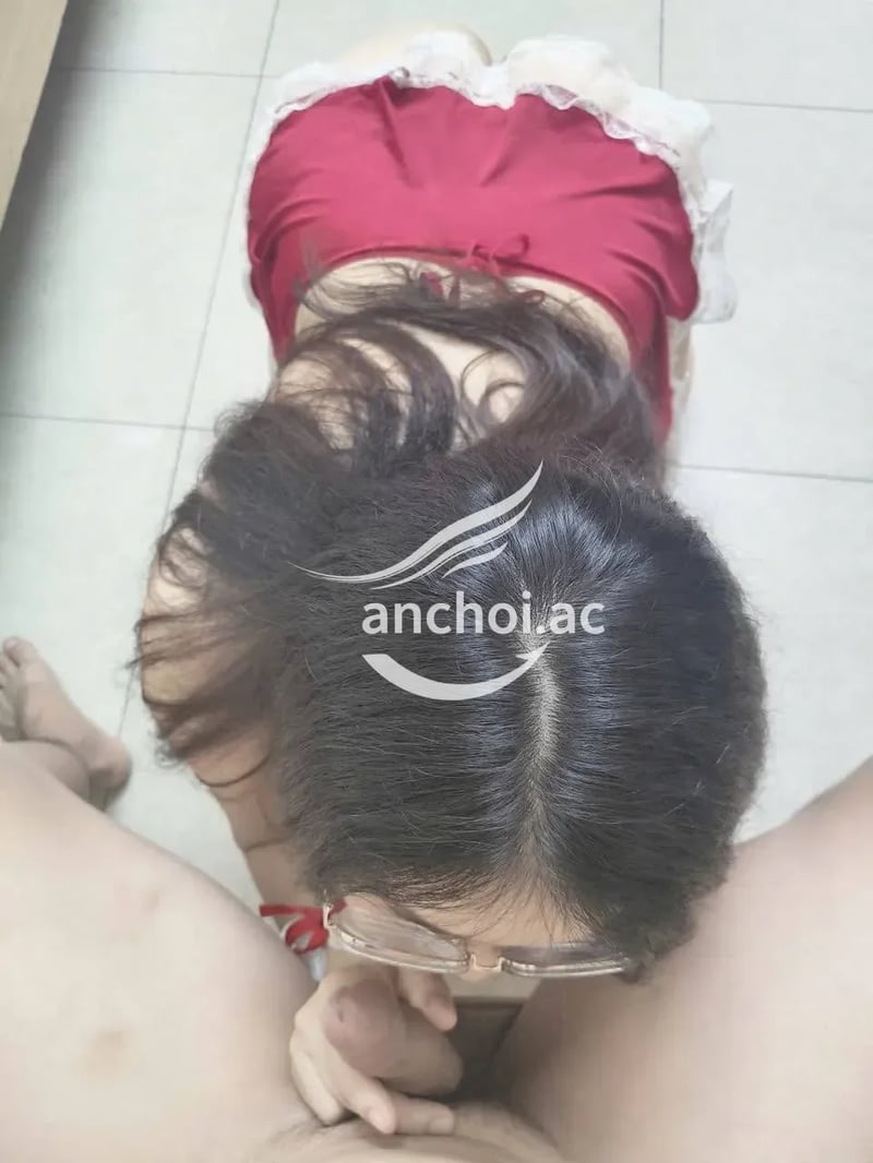 Em này vú to, mông mẩy, rên thích. — ảnh 3