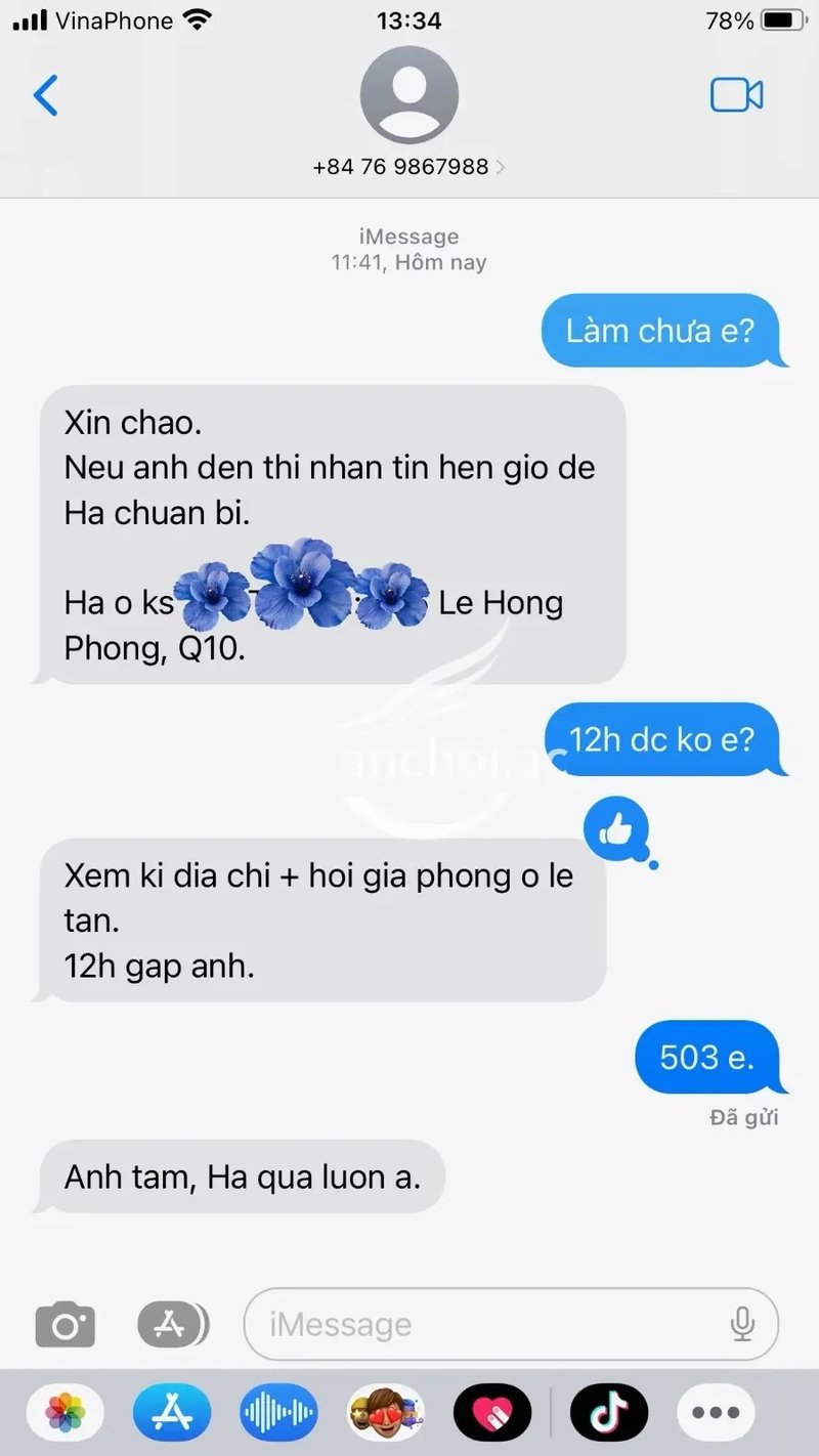 Cặp vú siêu siêu đẹp, bím múp khít rịt còn co bóp ôm chặt thằng bé.
Dịch vụ bên  — ảnh 4