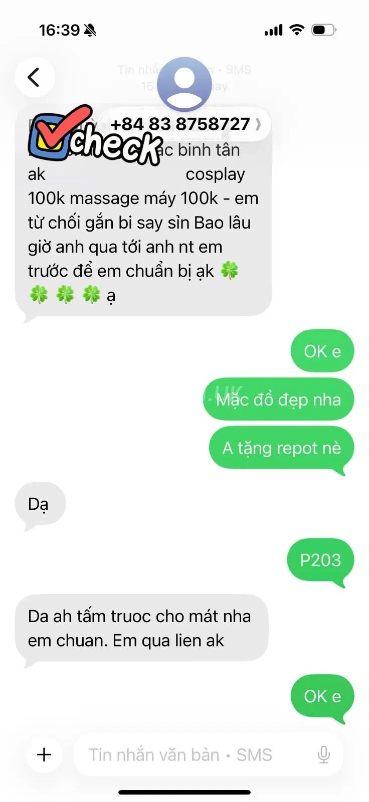E rất xinh, da trắng mịn, body siêu phẩm, thái độ vui vẻ dễ gần, phần mở bài rất