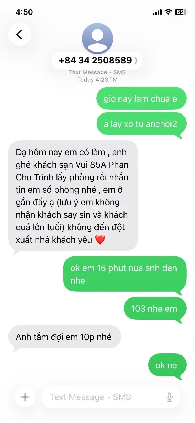 đối với 7 thì thấy bé này hơi chubby nhưng được cai rất vui vẻ, nhiệt tình, yêu 