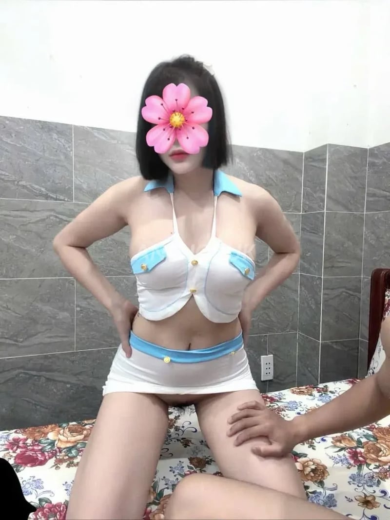 Em rất xinh dễ thương, hiền, làm tình có cảm xúc, nhẹ nhàng, nói chuyện tình cảm — ảnh 3