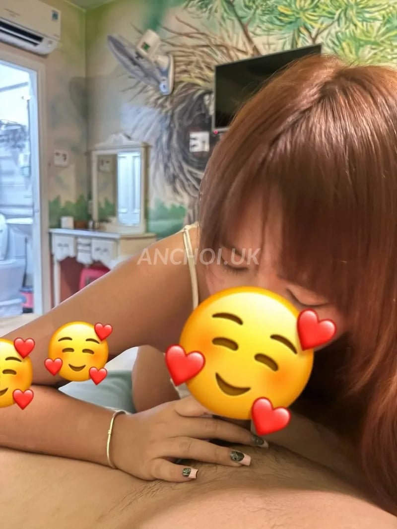 Bé này đi được đấy anh em. Kèn sáo giỏi nhẹ nhàng và tình cảm, bên ngoài em này 