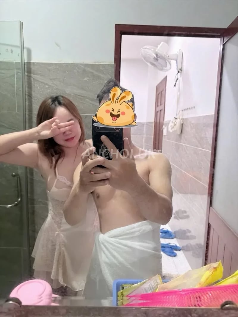 Một trải nghiệm thật tuyệt vời cùng em, vui vẻ nhiệt tình như người yêu. Quá ngo