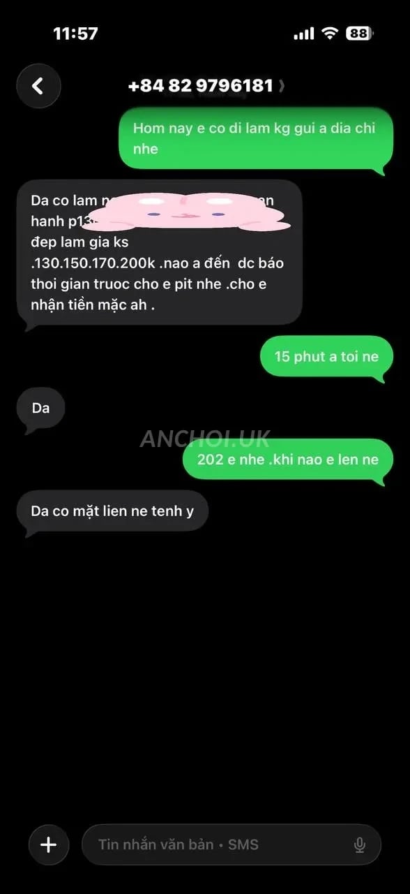 Cuối tuần gặp được bé ưng ý hết nước chấm, xinh hơn hình là có thật nha, da trắn