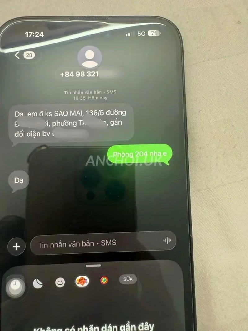 Em hàng MÔNG to, tình cảm, dogy phê nhức nách