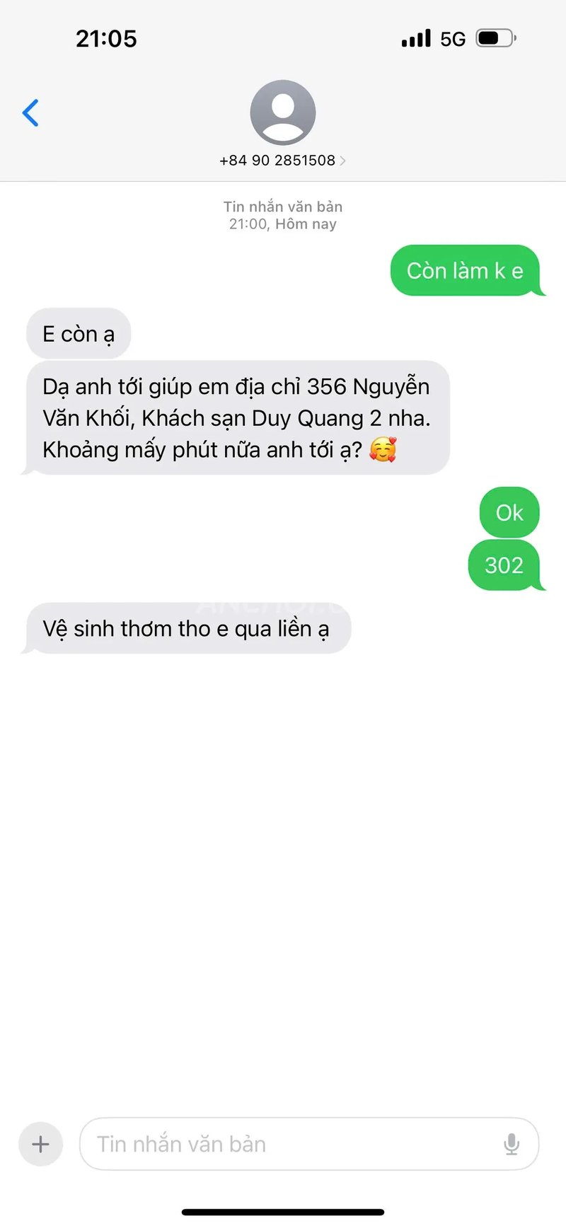 Đẹp từ ánh mắt đến từng đường nét. Body săn chắc vừa phải, cử chỉ nhẹ nhàng. Buổ — ảnh 3