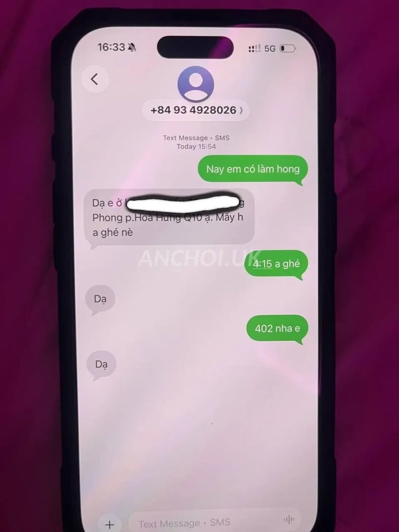 Xinh, trẻ, ăn mặc khá có gu. Làm tình như ny, bú mút tình cảm. Khoản chịch thì g