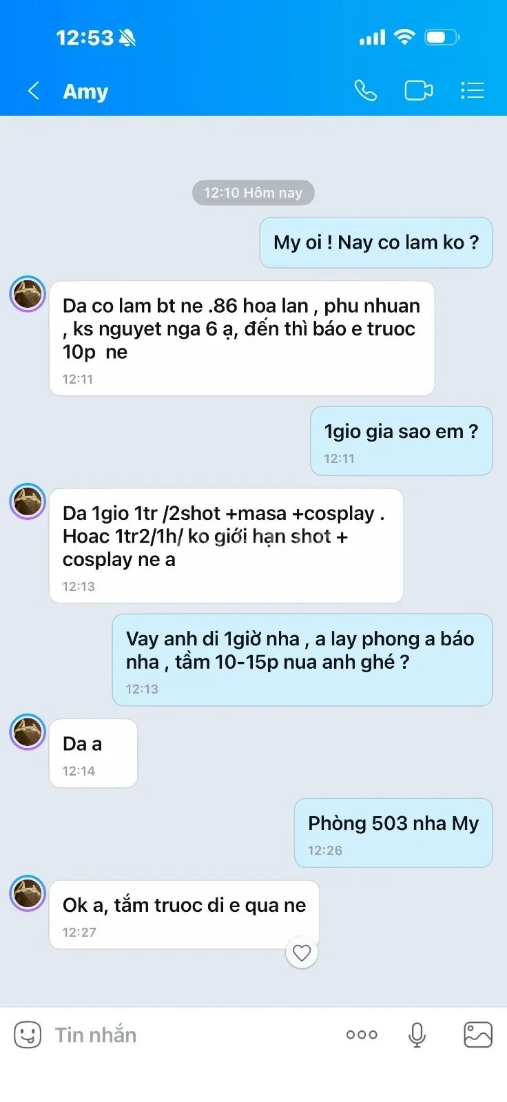 10 điểm cho sự thân thiện nha mấy ní . Em này không chê vào đâu được 