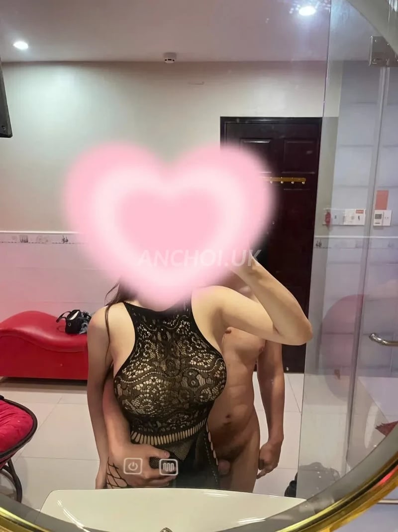 xinh duyên tự nhiên dễ thương , hàng họ xinh thơm tình cảm địt phê buồi vui vẻ n